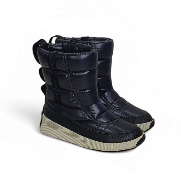 Sorel Out n About Puffy Mid Shiny Winter Boots in Black Womens Size 7 - Picture 1 of 11